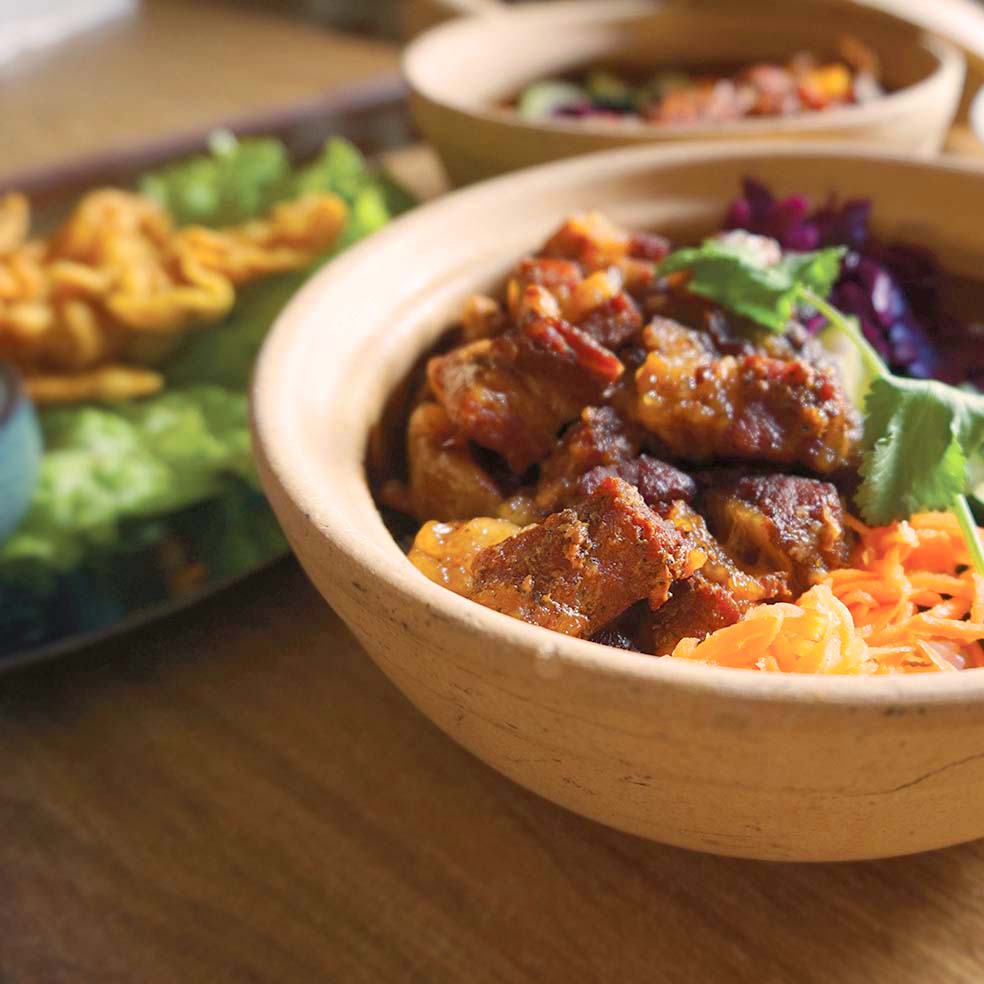 DAT VIET SAINTE CROIX -table-4